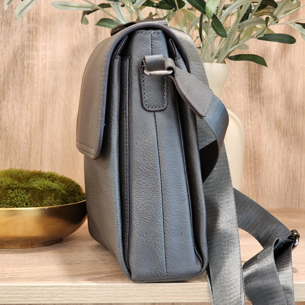 AR New York Men's Leather Gray Multi Compartment Casual Messenger Crossbody Bag